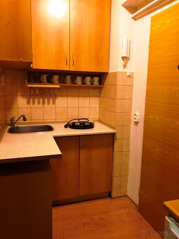 Prodej bytu 1+kk, 24 m², Praha 6