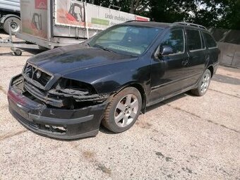 ŠKODA OCTAVIA I. - DÍLY Z VOZU