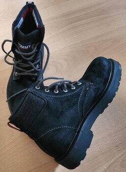 Boty pánské kotníkové Tommy Hilfiger černé vel. 41