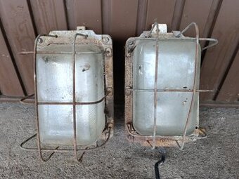 Tovární svítidlo industriální