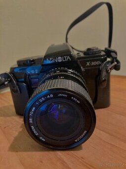 📷 Minolta X-300s (analog)