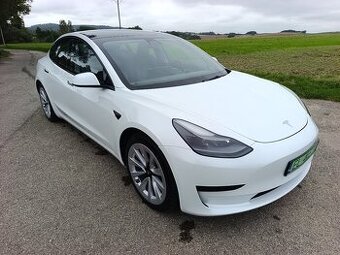Tesla 3