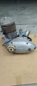 Motor ČZ 175