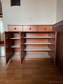 Komoda se šuplíky