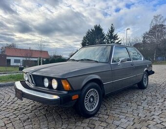 BMW E21 320i M10 92kW