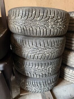 zimní kola – Nokian R16 (včetně disků)