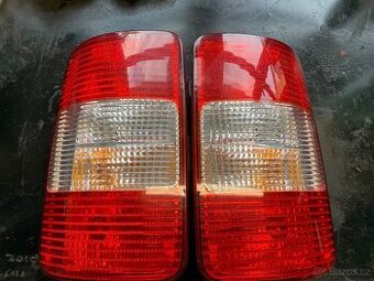 Volkswagen Caddy zadní světla.