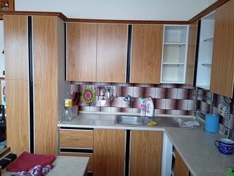 Retro kuchyň z 80. let - Za ODVOZ