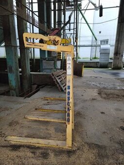 Závěsné paletové vidle - 1