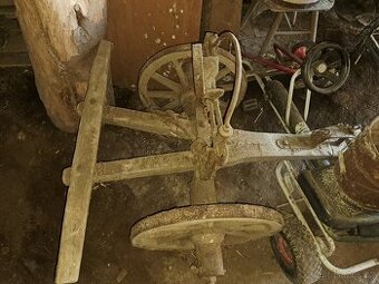 Koňská kolečka na pluh