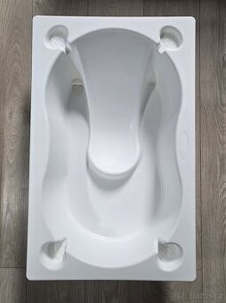 Dětská anatomická vanička s výpustí