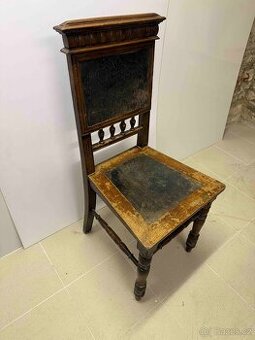 |Starožitná židle