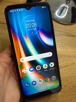 Motorola Defy zelená 64GB