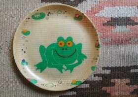 Lamino/laminátový retro talířek dětský brusel žabka 60.léta - 1