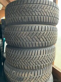 Zánovní zimní pneu Dunlop 215/60/16