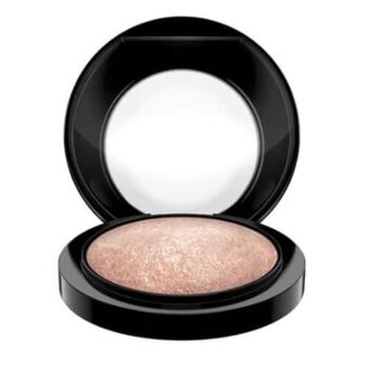 Luxusní zapečený rozjasňující pudr (Mineralize Skinfinish)