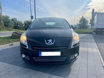 PEUGEOT 5008 1.6i 7MÍST 190TKM TAŽNÉ