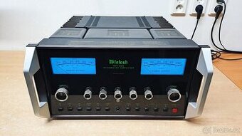 High-End stereo zesilovač McIntosh MA7000 - 1