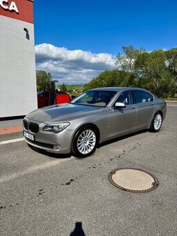 BMW 740xd   Predam/Vymenim