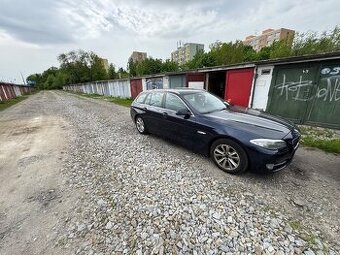 BMW F11 520d 135 kw. 2013