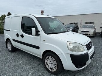 Fiat Doblo 1.9 JTD 88Kw 2x Šoupačky