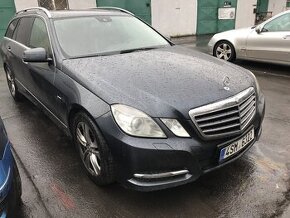 Mercedes e200 w212 náhradní díly - 1