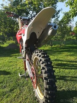 Honda CRF 450R, r.v. 2009, el. vstřikování.