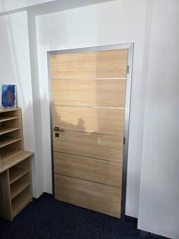 Dveře pravé