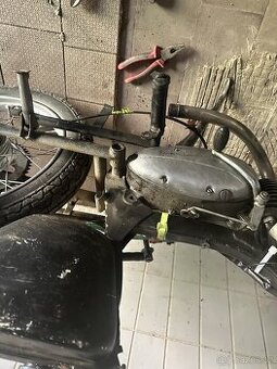 Motor pionýr
