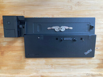 Thinkpad Pro Dock 40A1 + 90 Watt Charger + Keys - 1