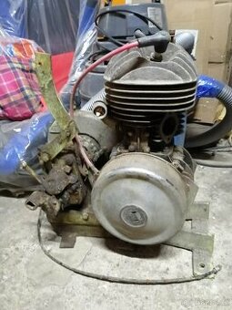 Jawa 250 speciál
