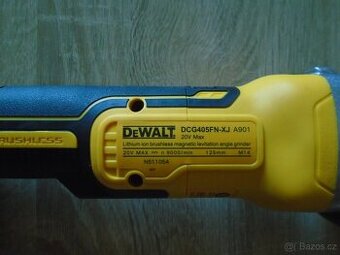 Aku DeWALT úhlovka