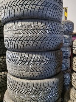 Zimní pneu 255/40R20 Nokian