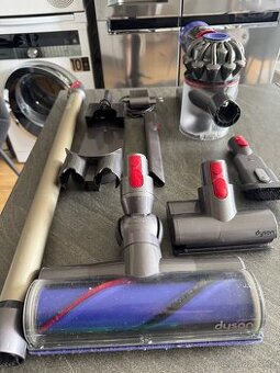 Dyson V8 animal+
