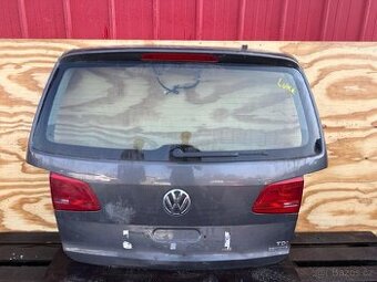 Páté dveře VW Touran 1T3