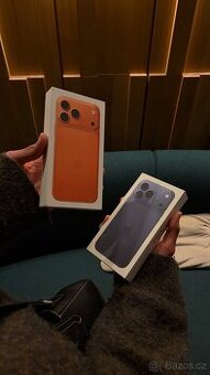 Rezervace iPhone 17 Pro Max oranže