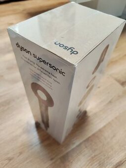 Dyson Supersonic nový a stále zapečetěný v krabici.