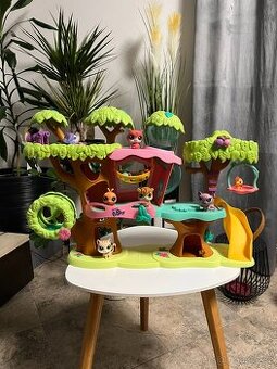 Stromový domeček LPS se zvířátky