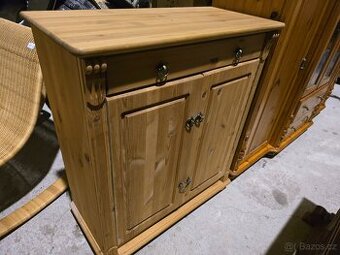 Komoda Botník Dřevo 39x80 výšká 93  cm