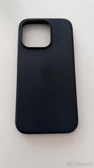 iPhone 15 pro silicon case MagSafe kryt