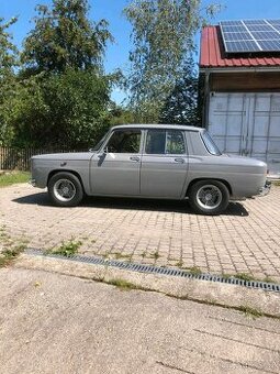 Renault 8