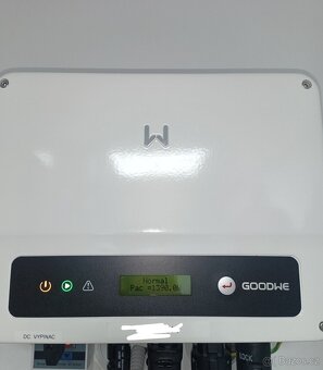 Prodám GoodWe GW3000-XS