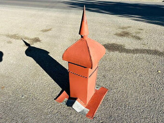 987 Plechová ozdoba - čepice k odvětrání