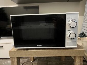 Mikrovlnka sencor v krásném stavu
