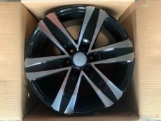 Nová zátěžová sada hliníkových kol MAK 6x114,3