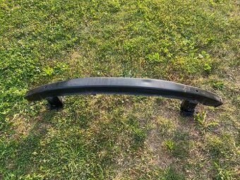 Výztuha předního nárazníku Škoda Superb 1