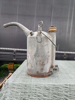 Konev Německo používaná na benzín