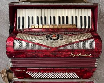 Akordeon Royal Standard