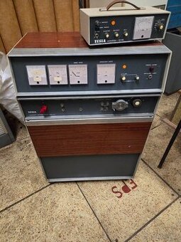 Tesla hledáč netěsnosti 112VW