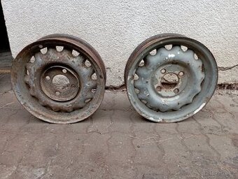 Disky, Spartak, 1202, Oktavia, ,,stejšna" R16